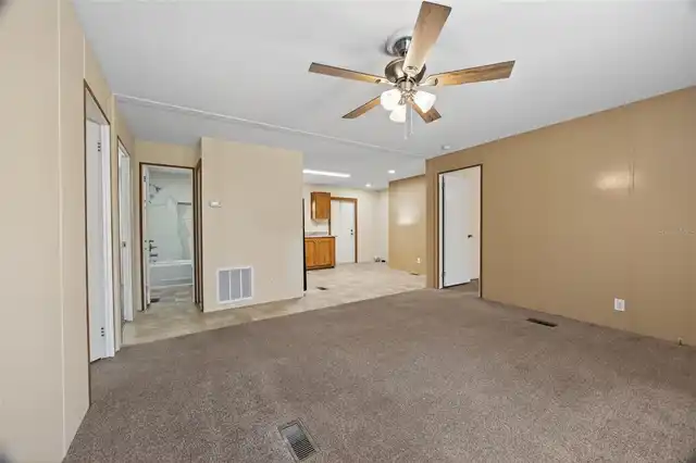 Listing Photo 7