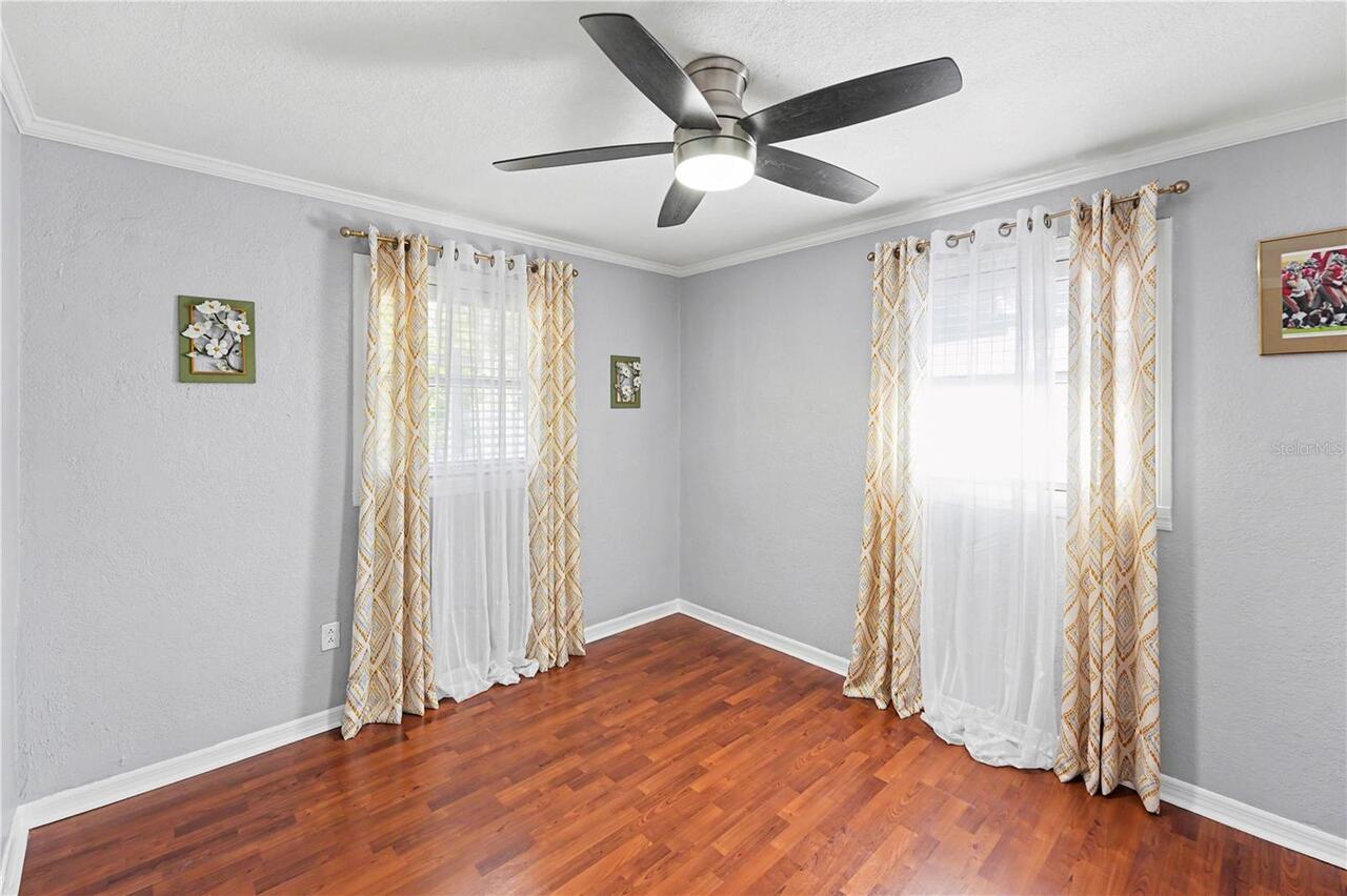 Listing Photo 17
