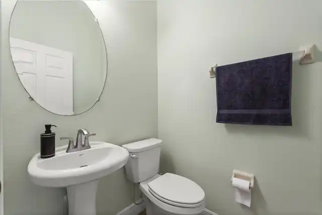 Listing Photo 10