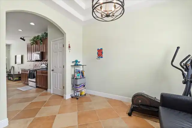 Listing Photo 23