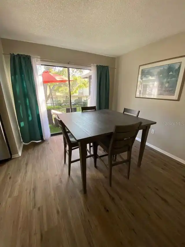 Listing Photo 10
