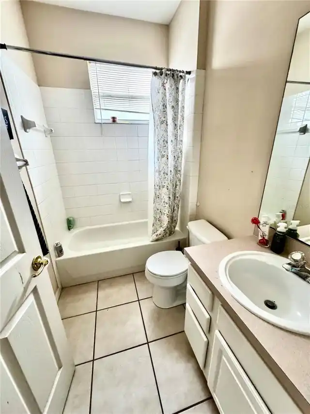 Listing Photo 14