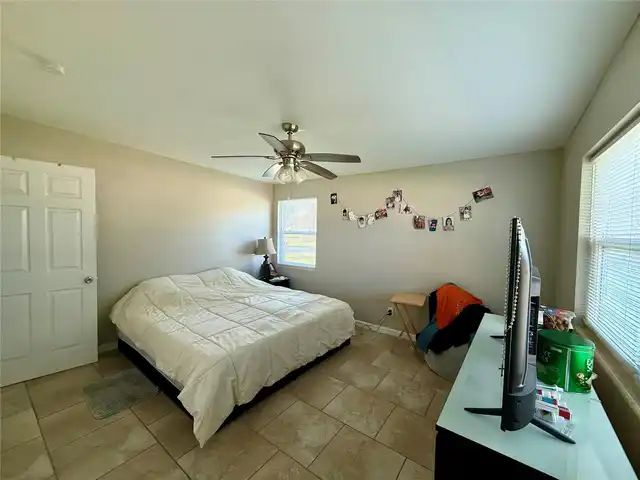 Listing Photo 15