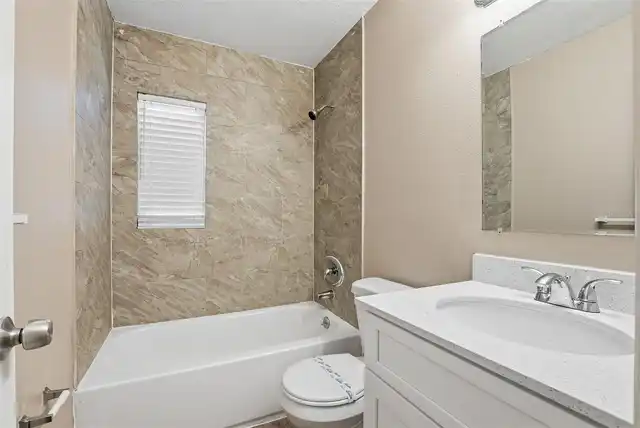 Listing Photo 25