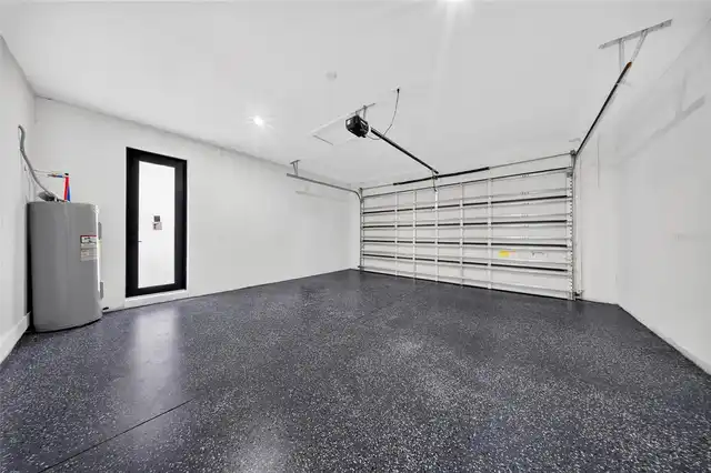 Listing Photo 14