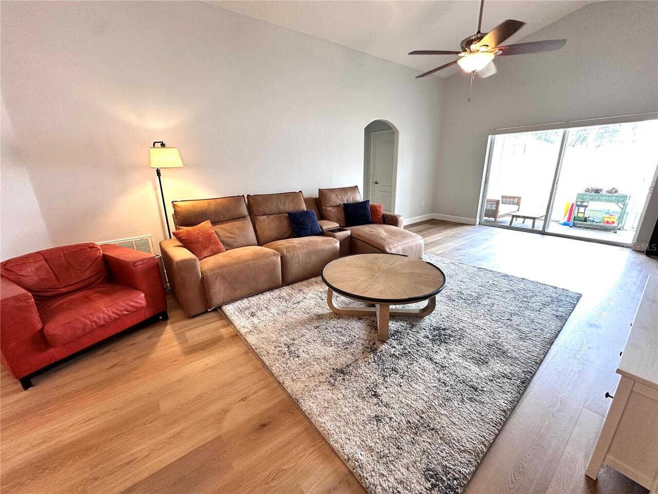 Listing Photo 17