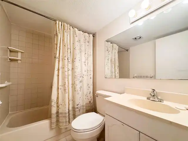 Listing Photo 22