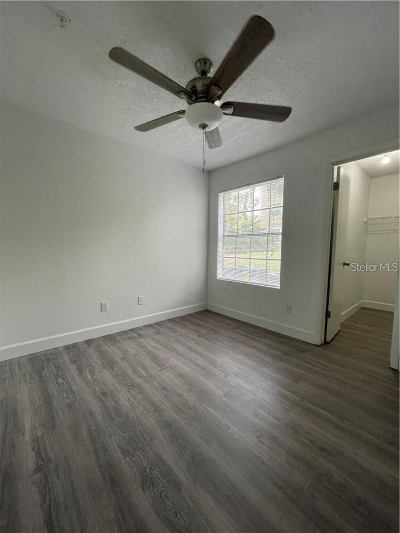Listing Photo 9