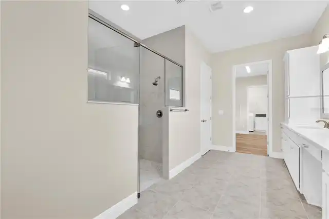 Listing Photo 20