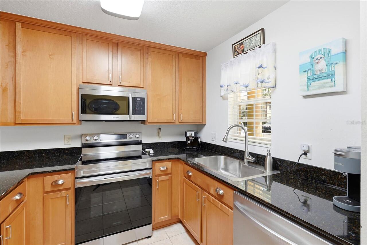 Listing Photo 8