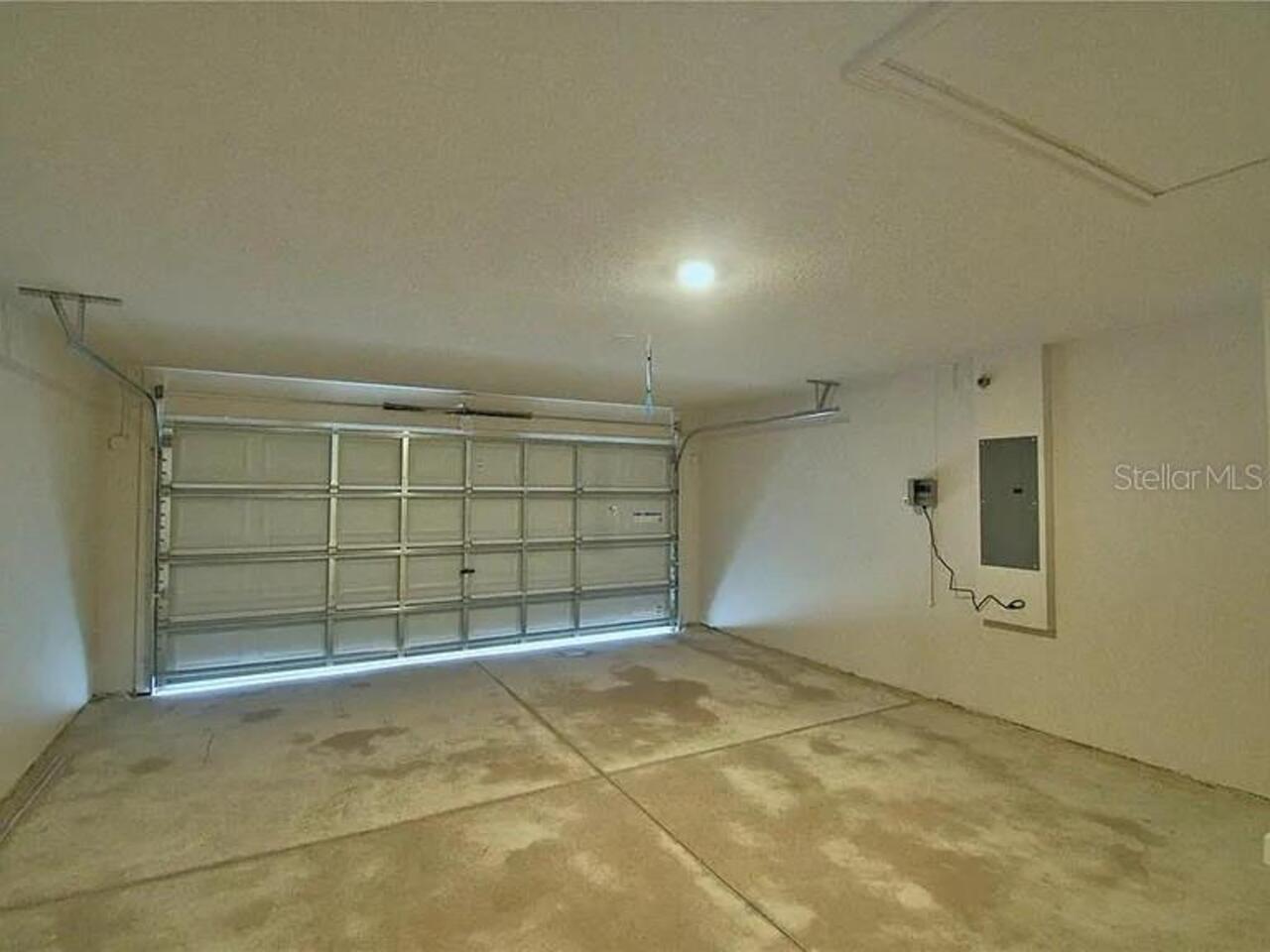 Listing Photo 8