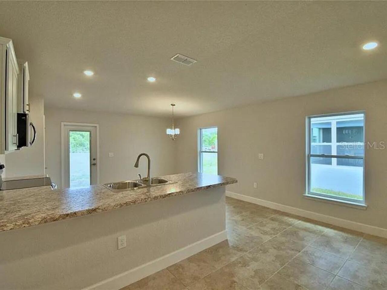 Listing Photo 13