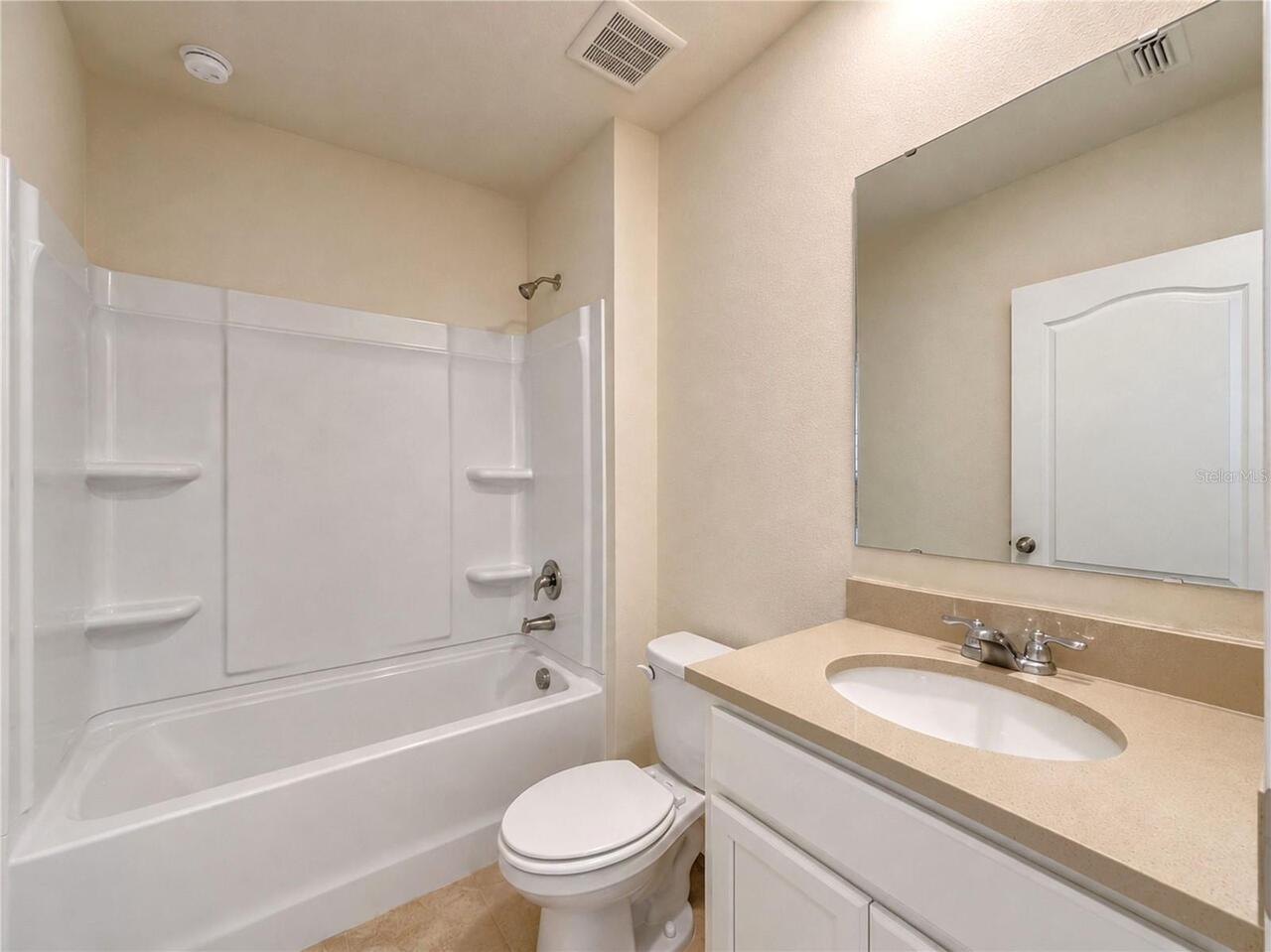 Listing Photo 14