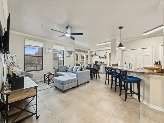 Listing Photo 7