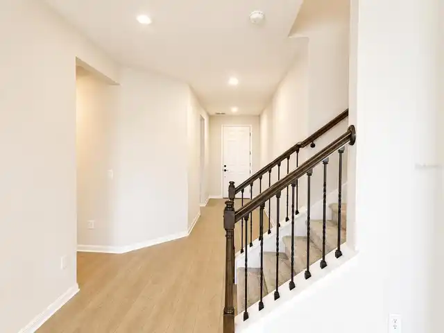 Listing Photo 19