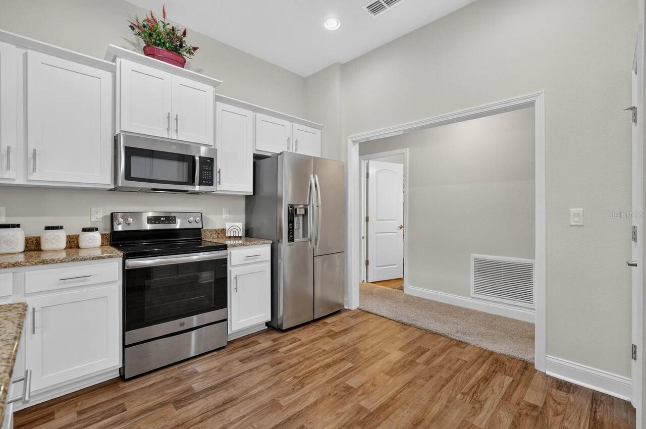 Listing Photo 18
