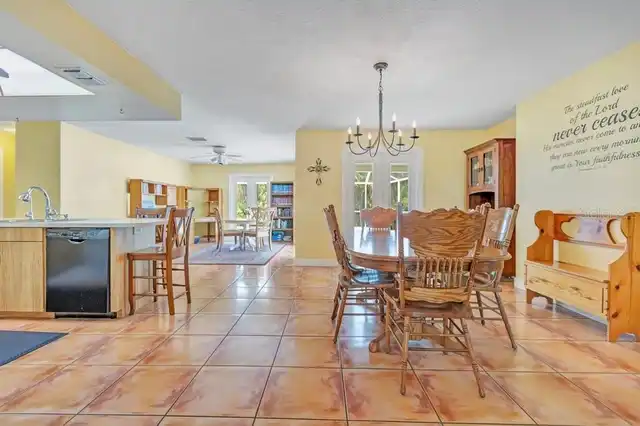 Listing Photo 8
