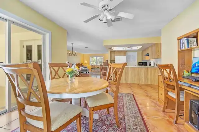 Listing Photo 12