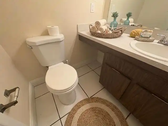 Listing Photo 8