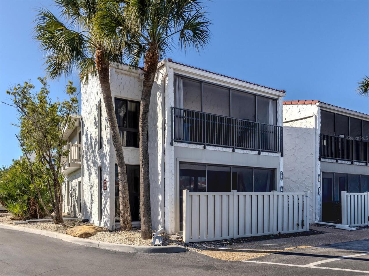 Listing Photo 17