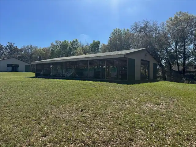 Listing Photo 18