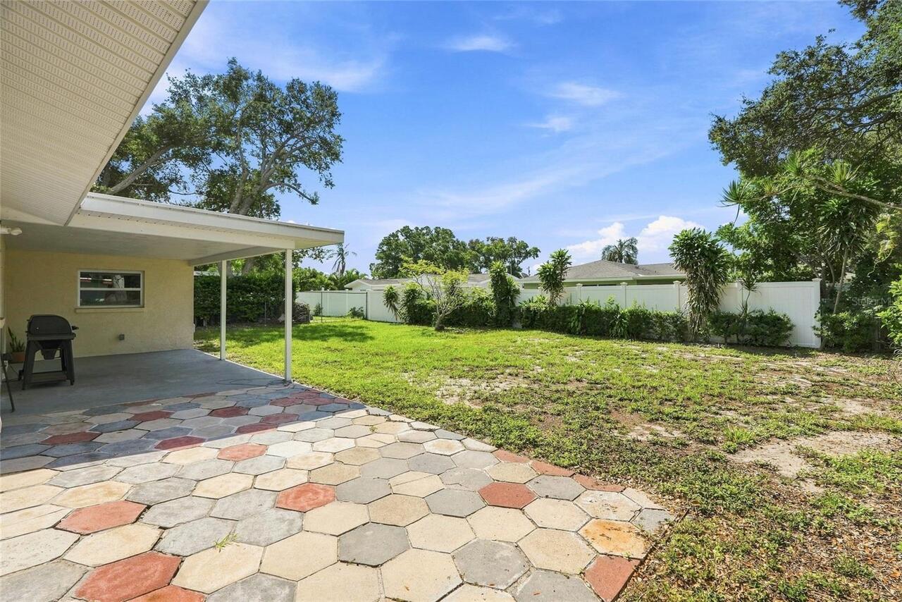 Listing Photo 34