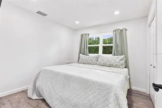 Listing Photo 26