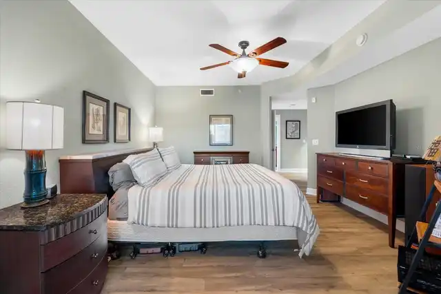 Listing Photo 32