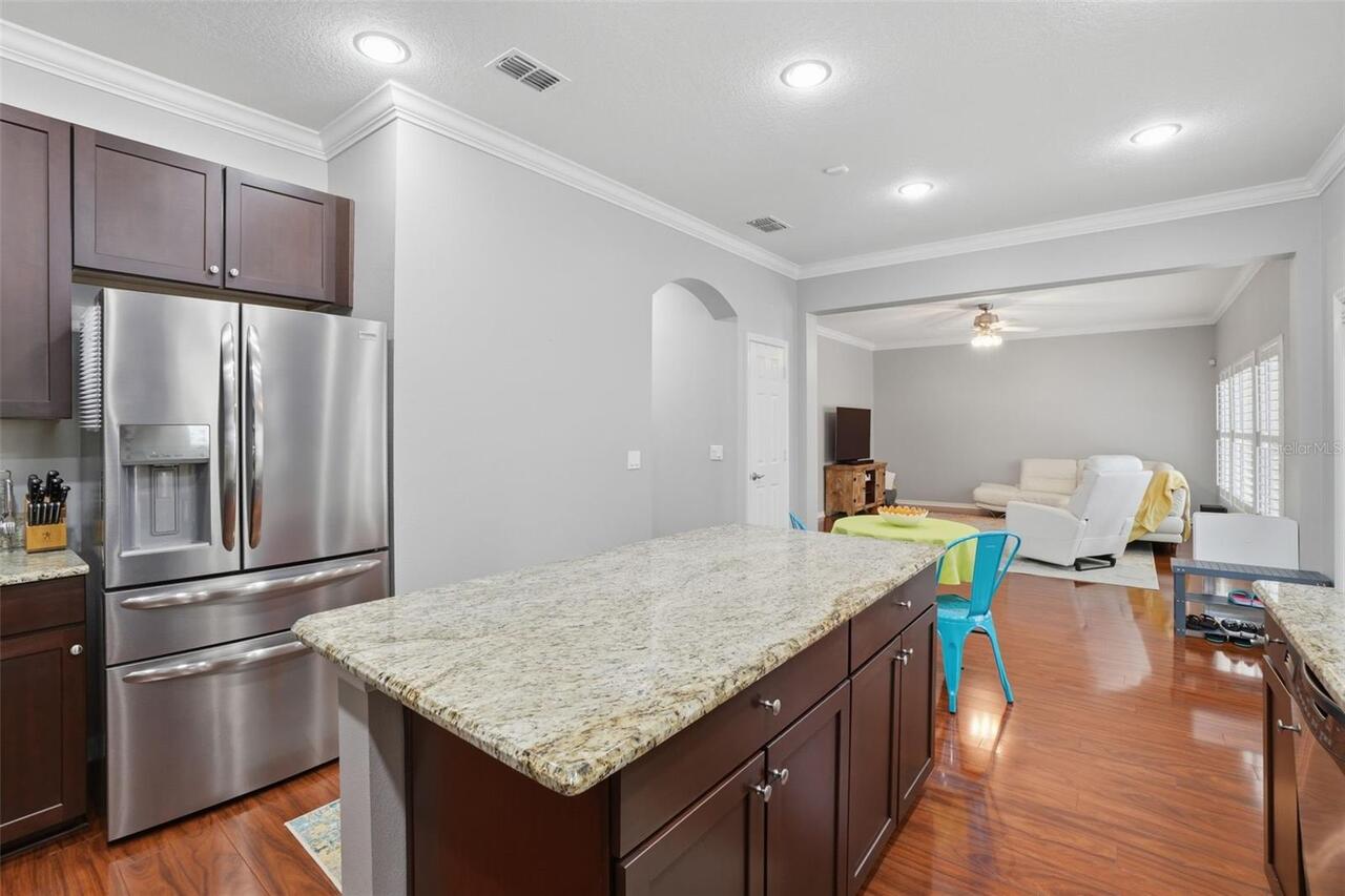 Listing Photo 18