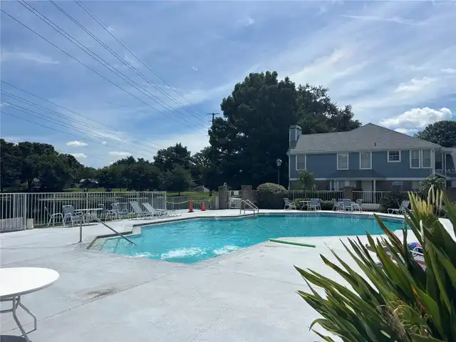 Listing Photo 17