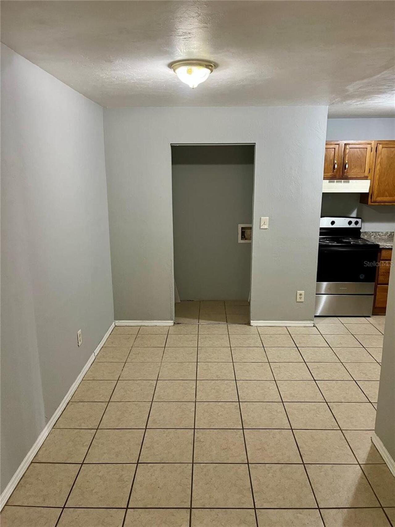 Listing Photo 9