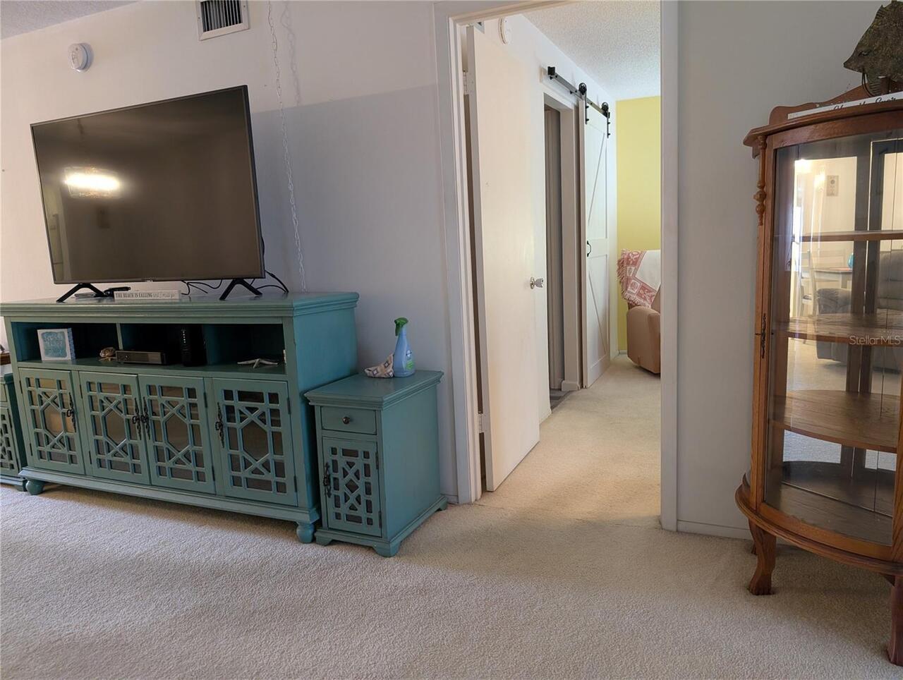 Listing Photo 10