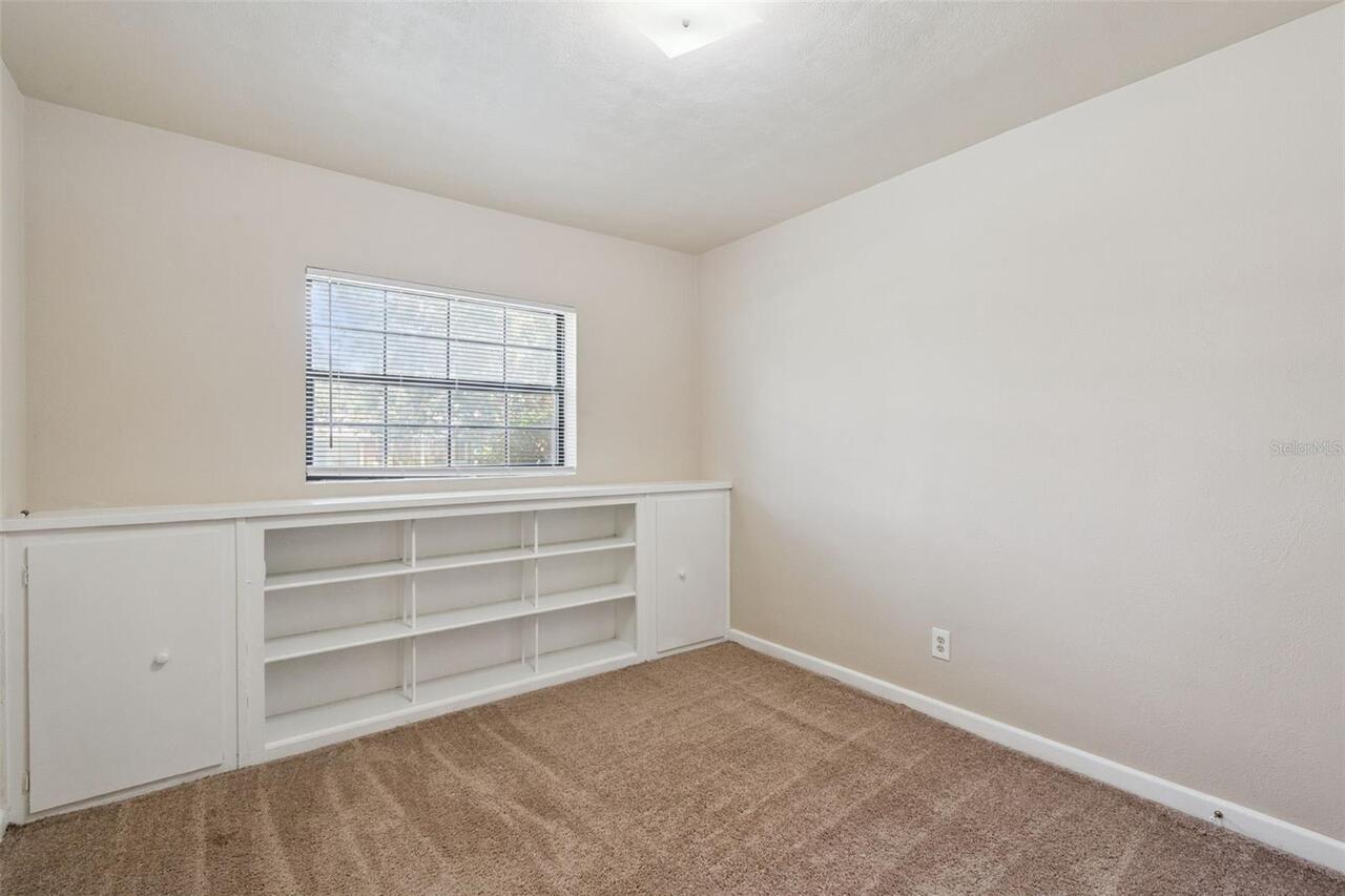 Listing Photo 14