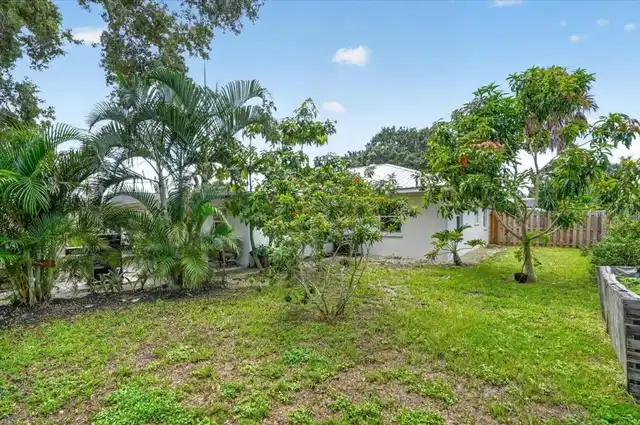 Listing Photo 38