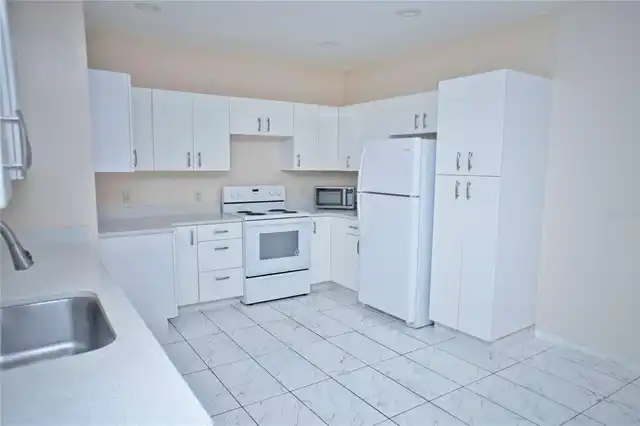 Listing Photo 43