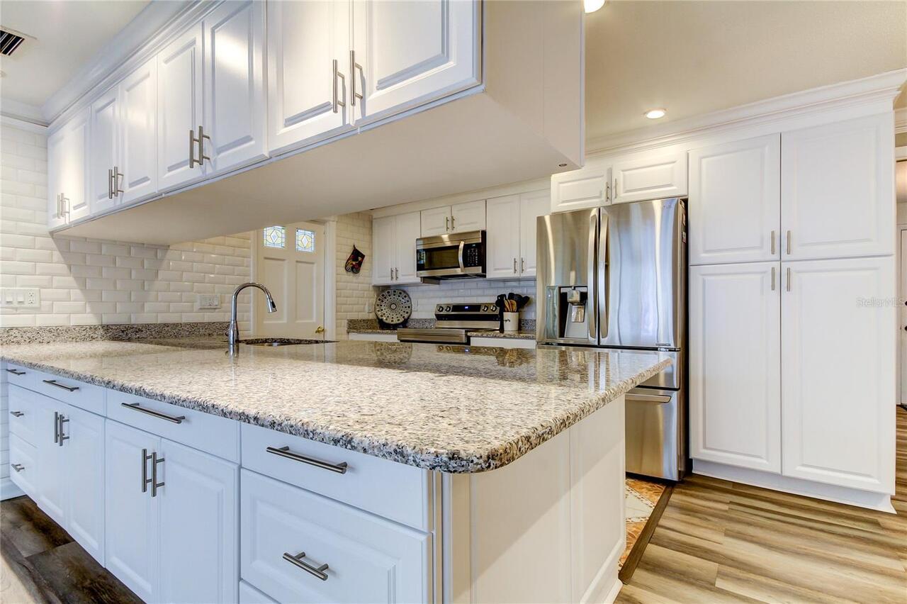 Listing Photo 18