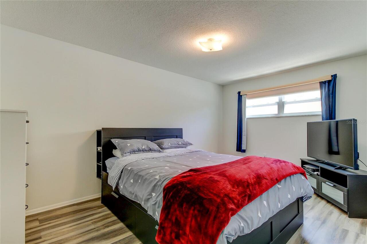Listing Photo 43