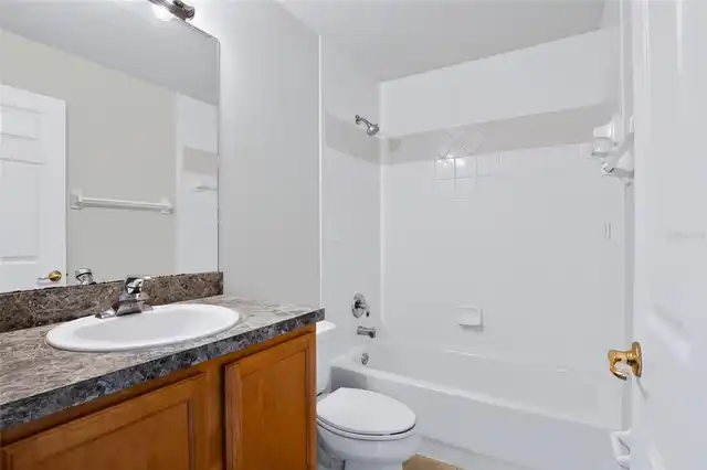 Listing Photo 17