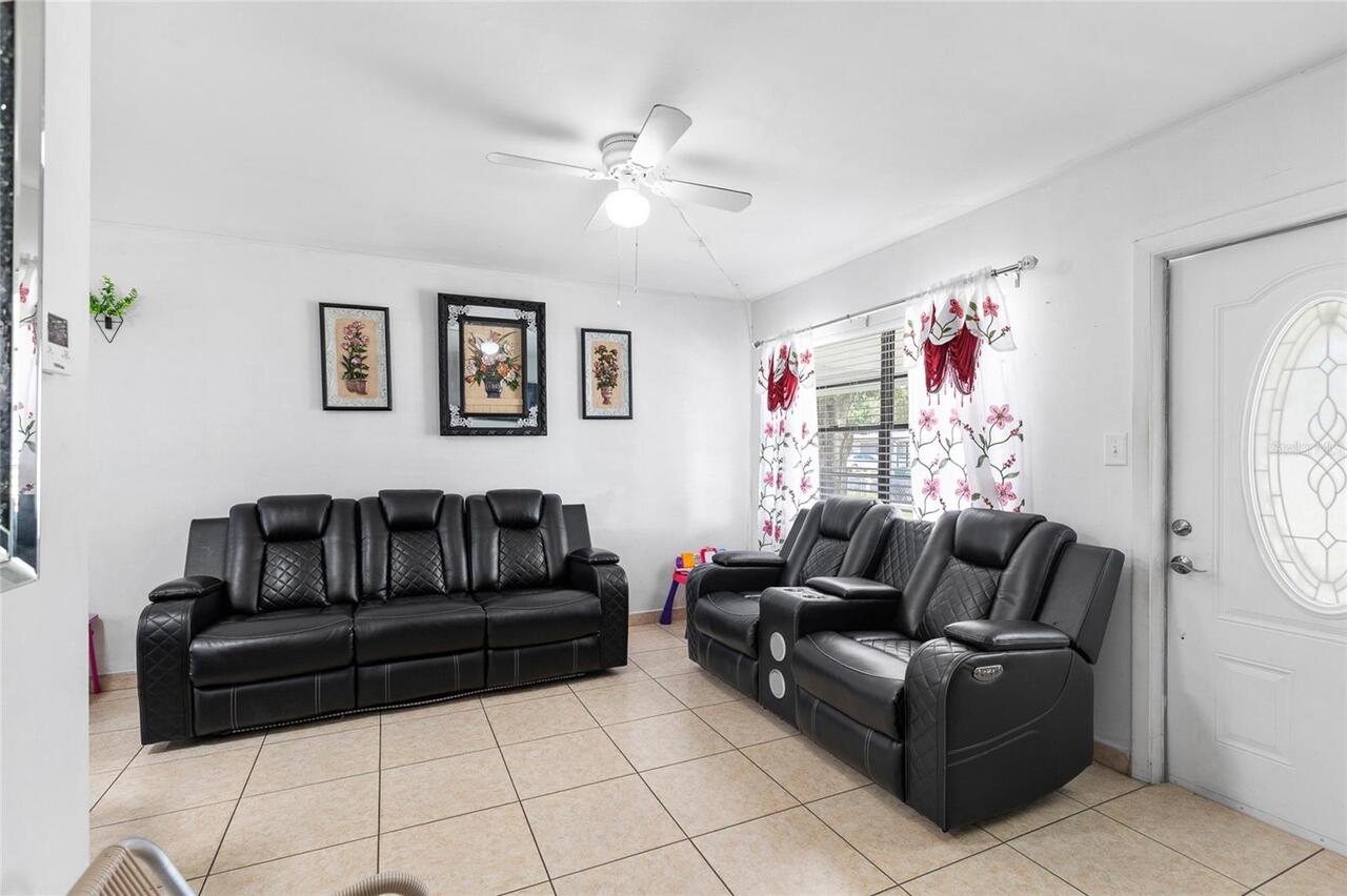 Listing Photo 6
