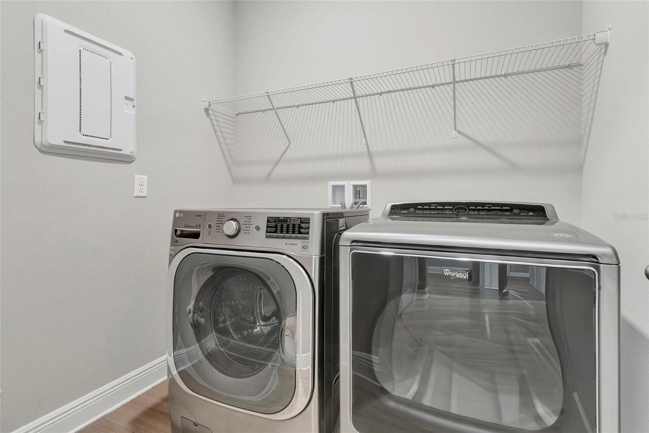 Listing Photo 9