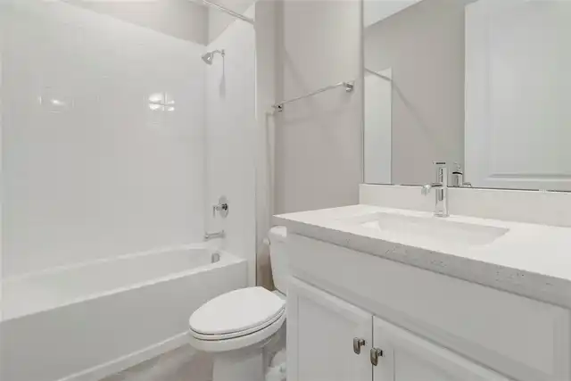 Listing Photo 6