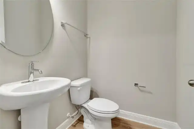 Listing Photo 11