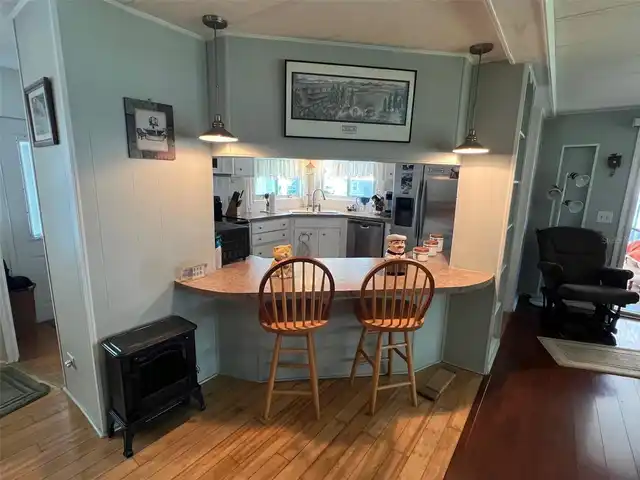 Listing Photo 13