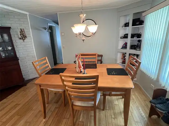 Listing Photo 14