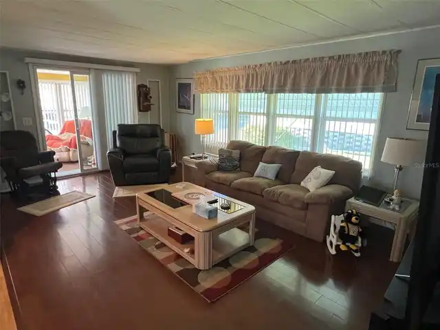 Listing Photo 17