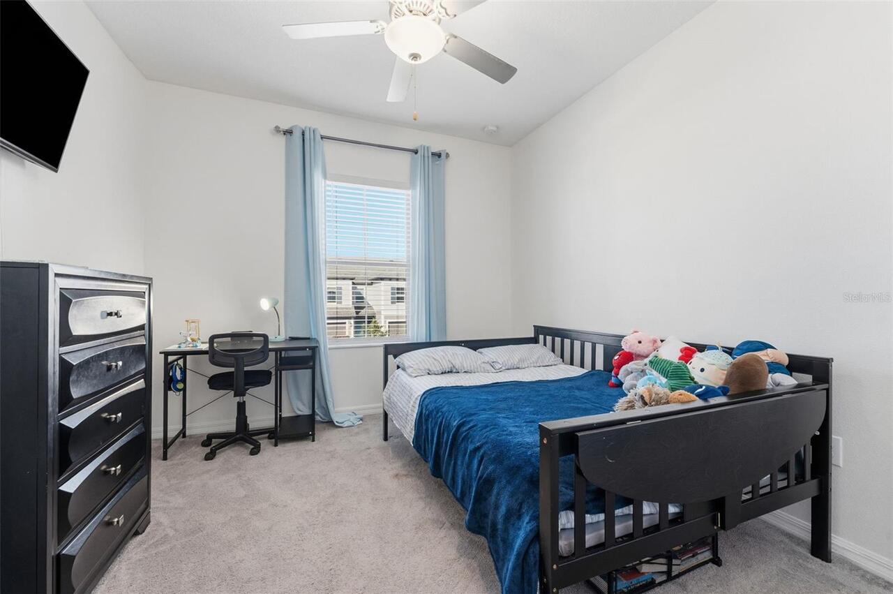 Listing Photo 17