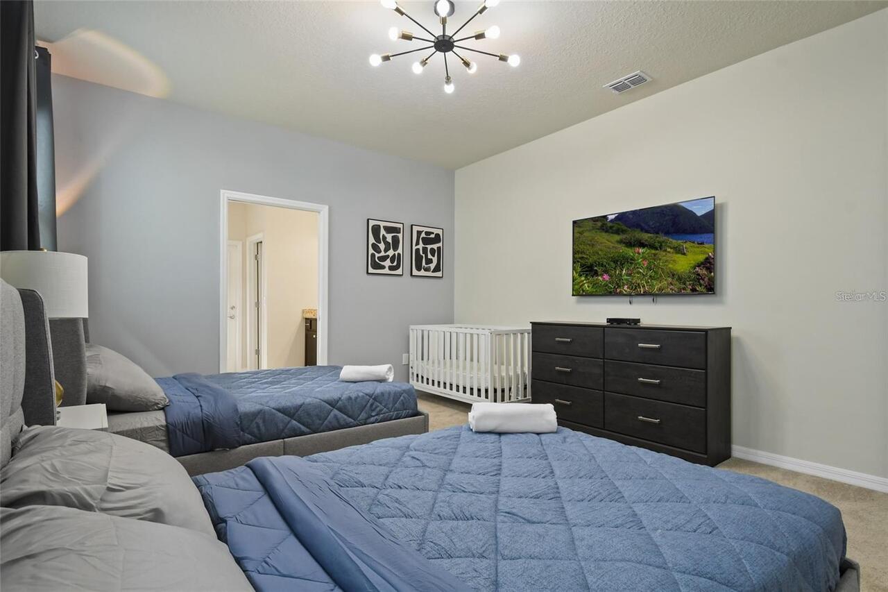 Listing Photo 43