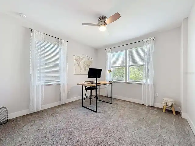 Listing Photo 18