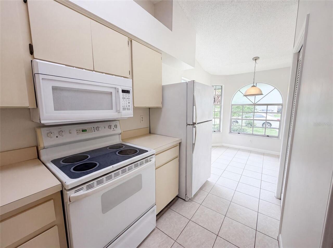 Listing Photo 8