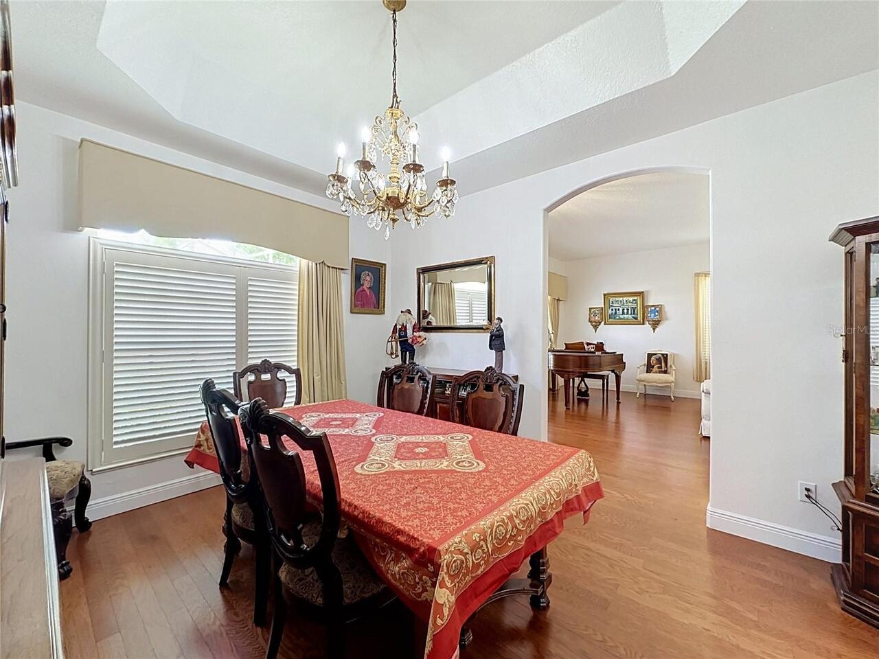Listing Photo 10